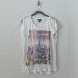 MNG Jeans by Mango New York White Scoop Neck T-Shirt Size XS